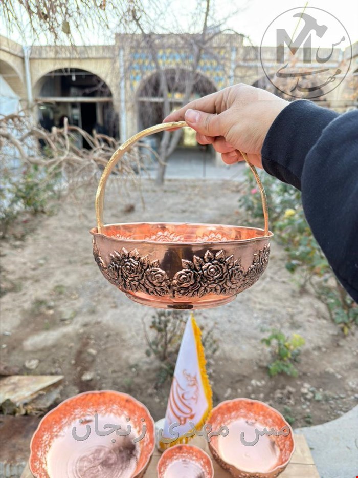 سبد مسی رز سلطنتی بزرگ 